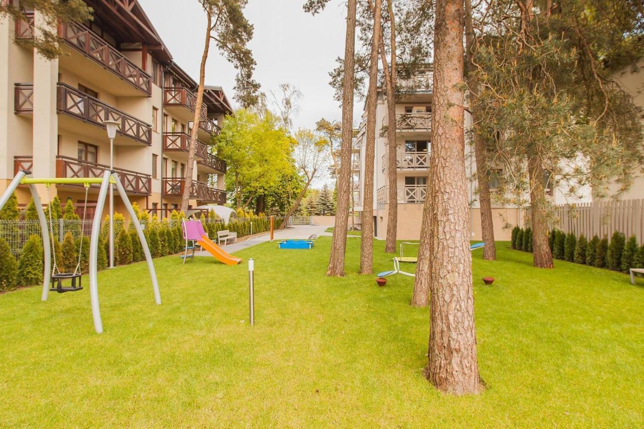 Mi Casa Holidays Rezydencja Park Мєлно Екстер'єр фото